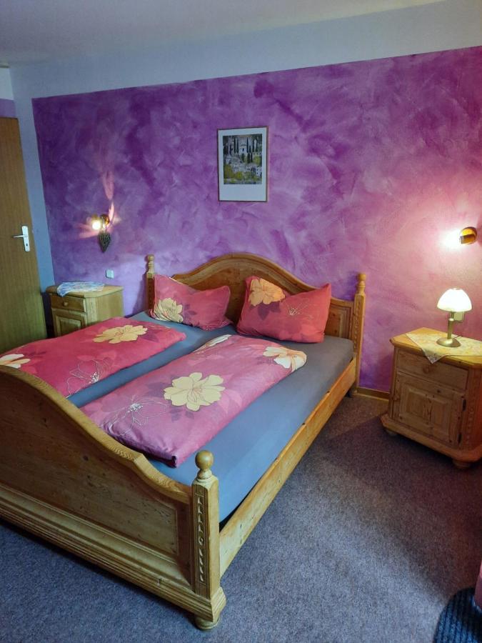 Landgasthof Rotlipp Gaestezimmer Ortenberg  Ngoại thất bức ảnh