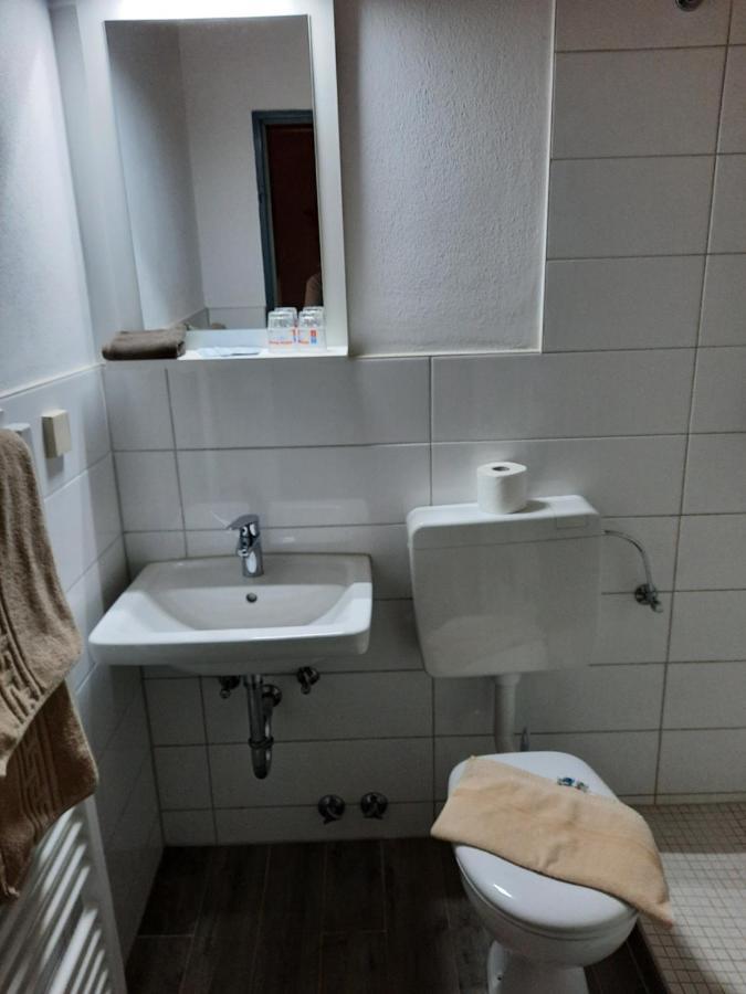 Landgasthof Rotlipp Gaestezimmer Ortenberg  Ngoại thất bức ảnh